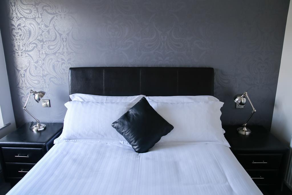 Armorica Hotel Oranmore Esterno foto